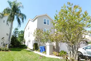 1720 Arabian Ln, Palm Harbor, FL 34685 - Photo 7