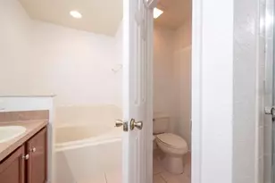 3087 Ashland Ln N, Kissimmee, FL 34741 - Photo 19