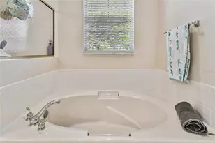 412 Sorrento Rd, Kissimmee, FL 34759 - Photo 21