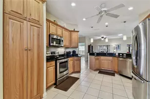 412 Sorrento Rd, Kissimmee, FL 34759 - Photo 9