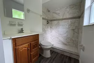 5738 Cardinal Guard Ave, Orlando, FL 32839 - Photo 13