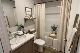 213 Milton Ave, Interlachen, FL 32148 - Photo 11