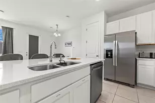 835 Longboat Dr, Davenport, FL 33896 - Photo 9