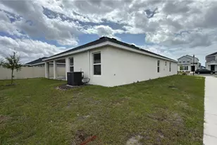 485 Windy Willow Wy, Saint Cloud, FL 34771 - Photo 7