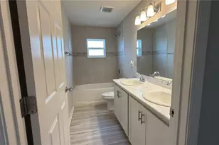 485 Windy Willow Wy, Saint Cloud, FL 34771 - Photo 5