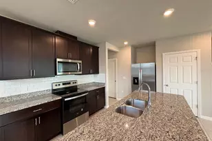 2509 Red Spruce Wy, Ocoee, FL 34761 - Photo 9