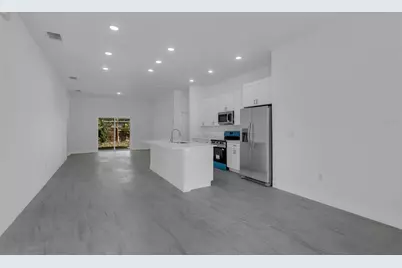 1221 SW 5th Street, Ocala, FL 34471 - Photo 3