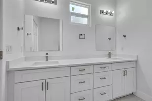 1221 SW 5th St, Ocala, FL 34471 - Photo 5