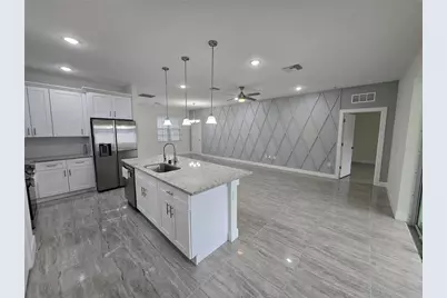 890 E 19th Street, Saint Cloud, FL 34769 - Photo 3