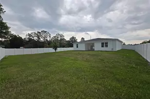 890 E 19th St, Saint Cloud, FL 34769 - Photo 3