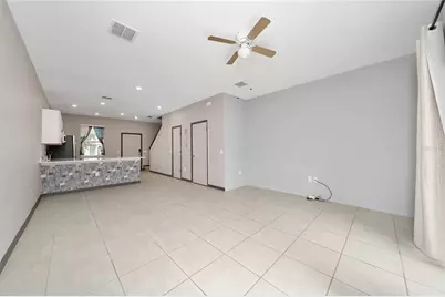 2060 Viewfinder Street, Kissimmee, FL 34758 - Photo 5