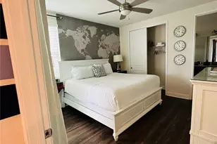 241 Falls Dr, Kissimmee, FL 34747 - Photo 3