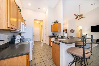 569 Burford Circle, Davenport, FL 33896 - Photo 11