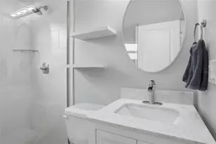 316 North Blvd E, Davenport, FL 33837 - Photo 15