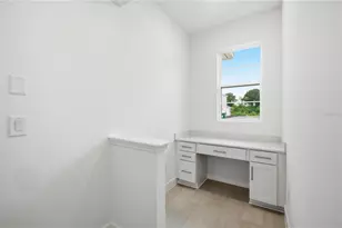 5141 Spring Maiden Circle, Apollo Beach, FL 33572 - Photo 5