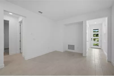 5141 Spring Maiden Circle, Apollo Beach, FL 33572 - Photo 7