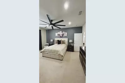 8761 Hinsdale Heights Drive, Polk City, FL 33868 - Photo 9