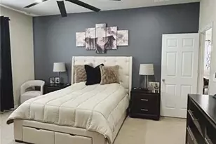 8761 Hinsdale Heights Dr, Polk City, FL 33868 - Photo 9