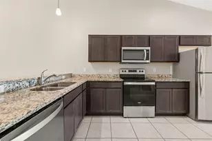 284 Reese Ct, Saint Cloud, FL 34769 - Photo 11