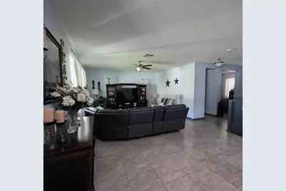 2317 Avellino Avenue, Saint Cloud, FL 34771 - Photo 3