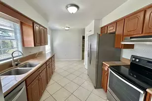 22 Cedar Dr, Davenport, FL 33837 - Photo 7