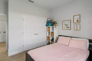 817 Desmoines Pl, Kissimmee, FL 34759 - Photo 15