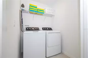 686 Longboat Dr, Davenport, FL 33896 - Photo 17