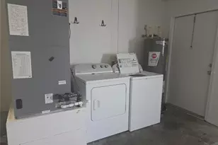 543 Dove Ct, Poinciana, FL 34759 - Photo 9