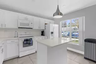 2178 Cypress Bay Blvd, Kissimmee, FL 34743 - Photo 3