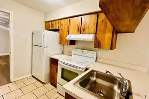 979 Berkley Rd, Auburndale, FL 33823 - Photo 3
