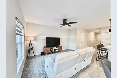 2767 Narcoossee Road #2767, Saint Cloud, FL 34771 - Photo 3