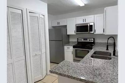 2864 Club Cortile Cir #A, Kissimmee, FL 34746 - Photo 5