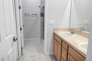 2298 Chatham Pl Dr, Orlando, FL 32824 - Photo 19