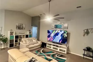 336 St Georges Cir, Eagle Lake, FL 33839 - Photo 9