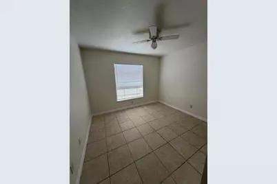 542 Lakeview Court, Kissimmee, FL 34759 - Photo 11