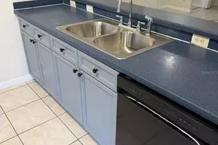 542 Lakeview Ct, Kissimmee, FL 34759 - Photo 13