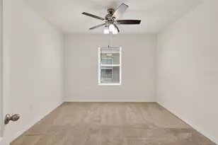 1673 Barberry Dr, Kissimmee, FL 34744 - Photo 29
