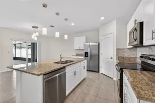 1673 Barberry Dr, Kissimmee, FL 34744 - Photo 15