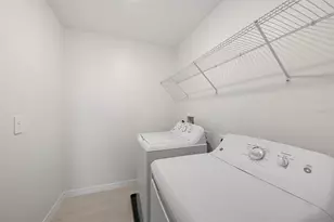 35233 Gravelly Dr, Zephyrhills, FL 33541 - Photo 13
