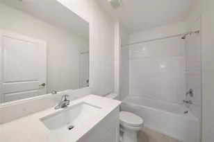 35233 Gravelly Dr, Zephyrhills, FL 33541 - Photo 23