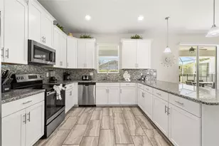 9044 Sand Trap Dr, Davenport, FL 33896 - Photo 9