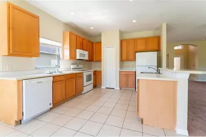 2563 Aster Cove Lane, Kissimmee, FL 34758 - Photo 7