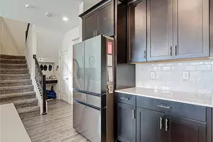 460 Brunswick Dr, Davenport, FL 33837 - Photo 7