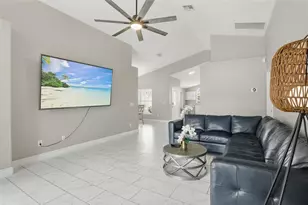 2657 Oneida Loop, Kissimmee, FL 34747 - Photo 11