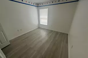 611 Casterton Cir, Davenport, FL 33897 - Photo 9