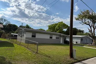 342 Campus View Dr, Orlando, FL 32810 - Photo 3