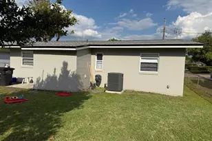 342 Campus View Dr, Orlando, FL 32810 - Photo 7