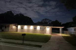 342 Campus View Dr, Orlando, FL 32810 - Photo 5