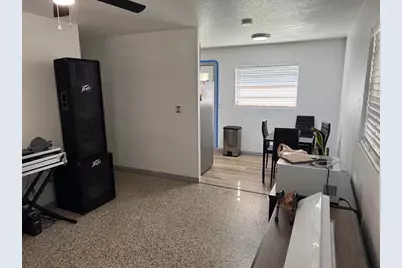 342 Campus View Drive, Orlando, FL 32810 - Photo 11