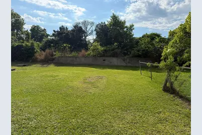 342 Campus View Drive, Orlando, FL 32810 - Photo 13